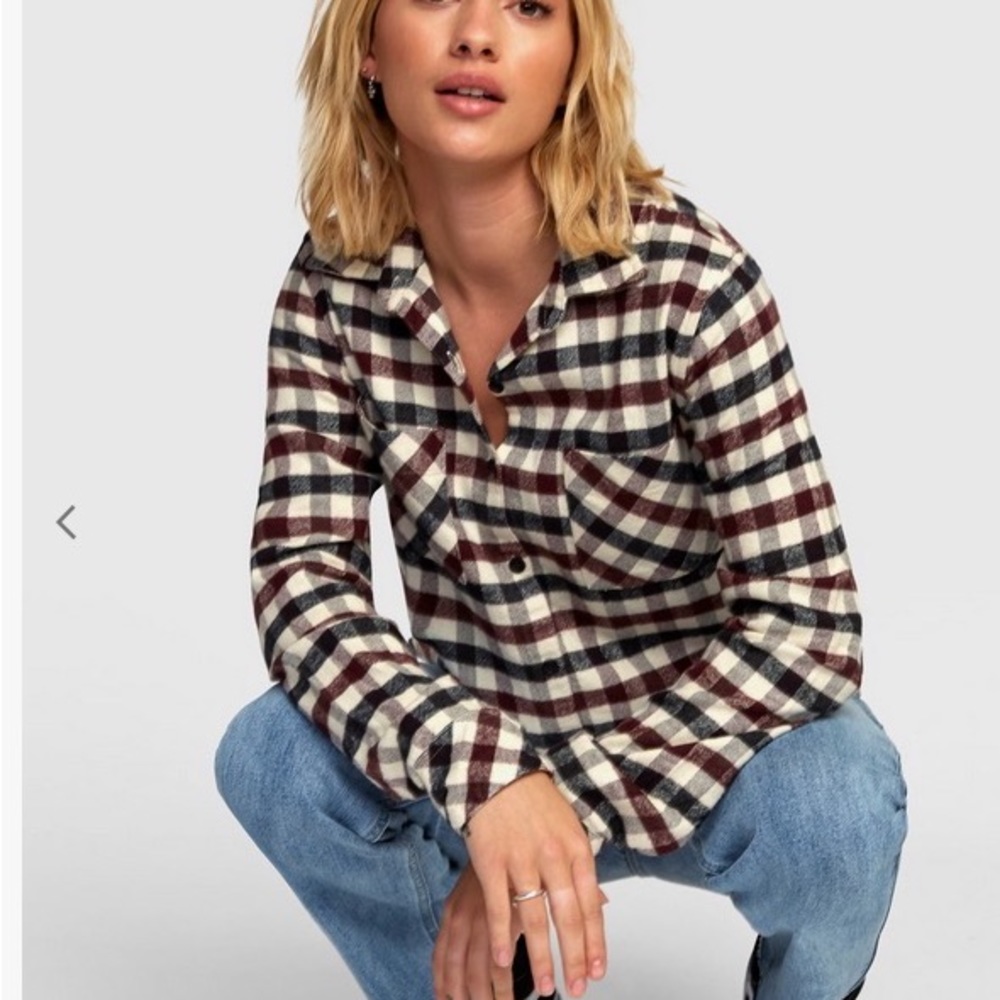 RVCA WOMENS ASPEN LONG SLEEVE FLANNEL SHIRT- Worn once. Perfect condition.